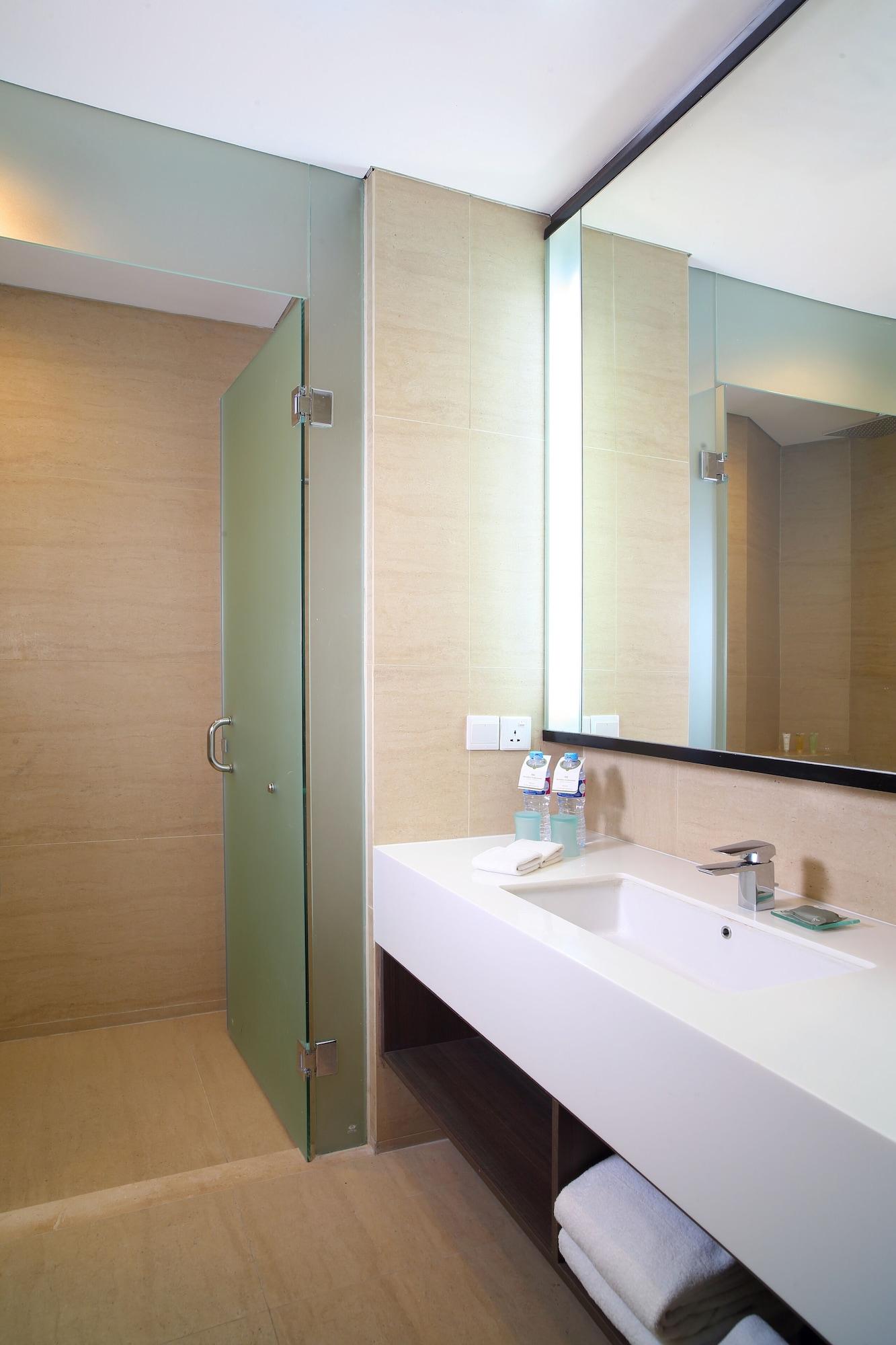 Hotel Santika Premiere Ice - Bsd City Serpong Exteriér fotografie