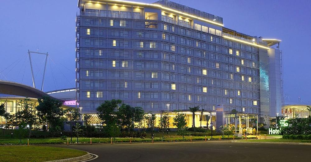 Hotel Santika Premiere Ice - Bsd City Serpong Exteriér fotografie